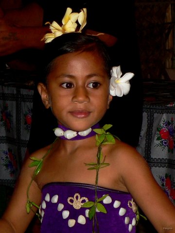 110- Jeune fille tongienne 
